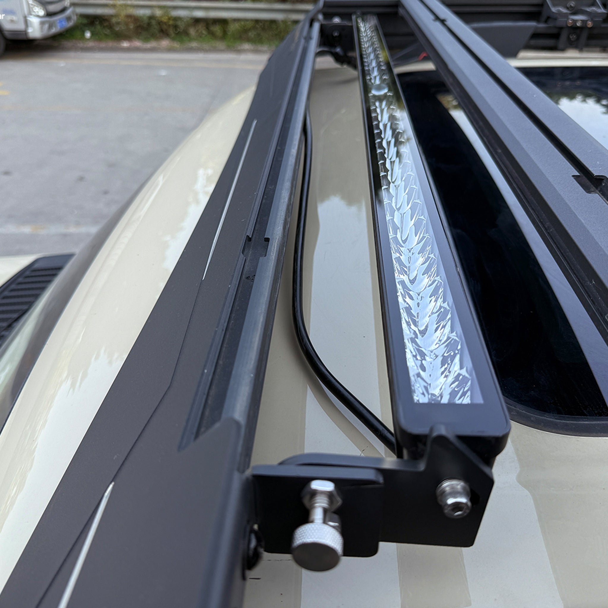 SG-SummitGear Spotlight Flip Mount Bracket, Adjustable Light Holder for Roof Rack