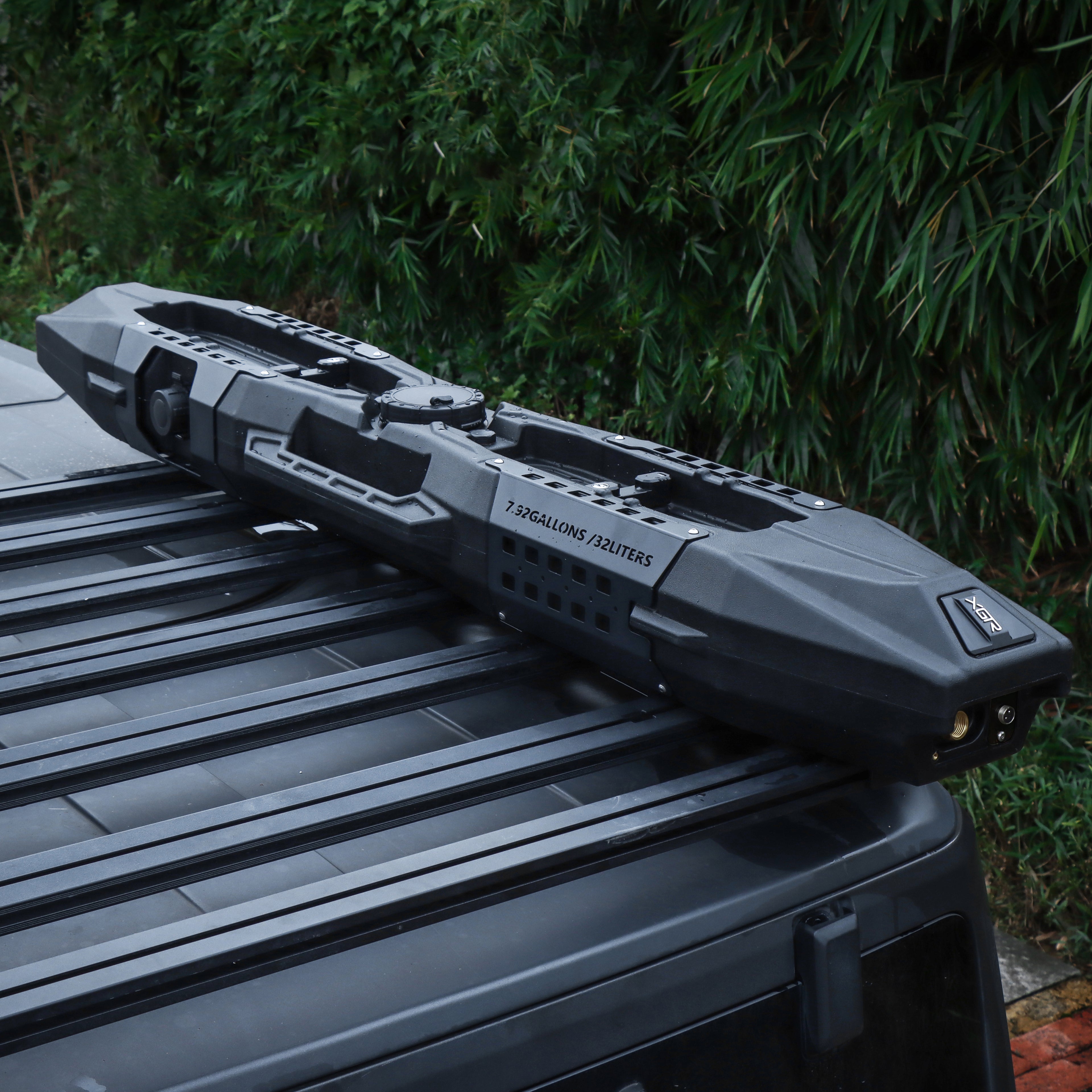 SG-SummitGear Starship Roof Water Tank, Portable Overlanding Water Container for SUV & Offroad